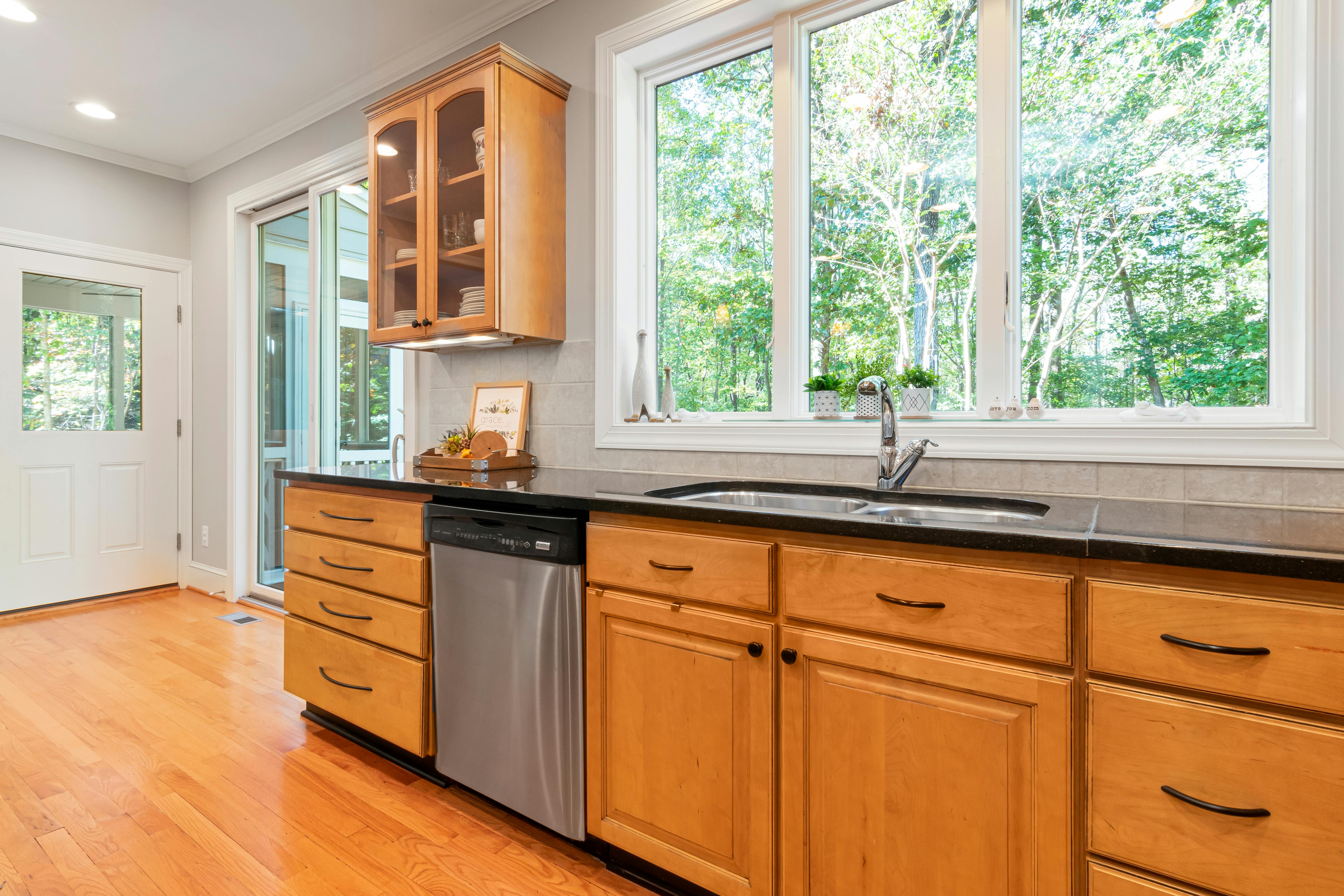 Kitchen Remodeling Services That Transform Your Space