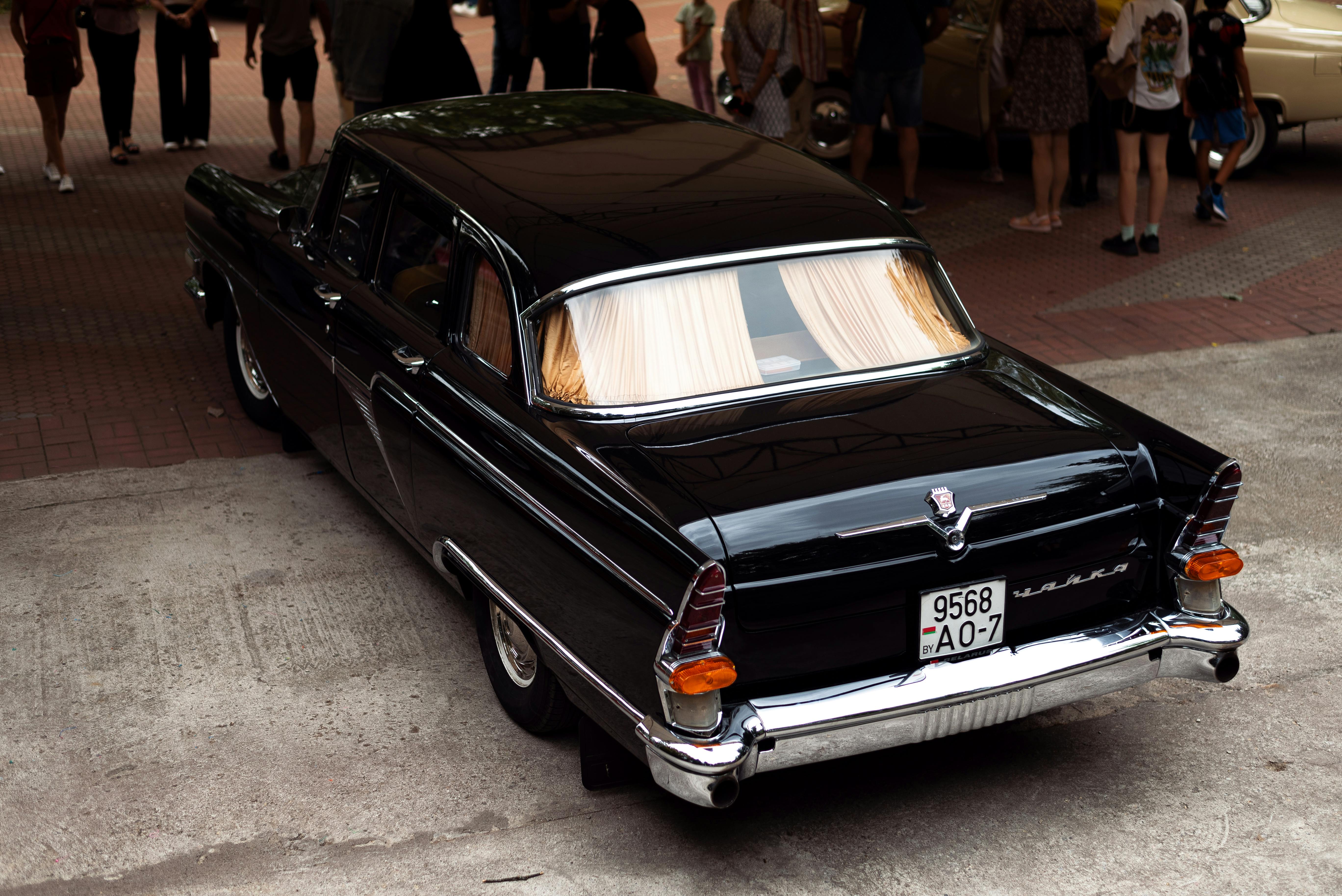 Limo Service Miami FL – Reliable Airport &amp; Event Transfers"